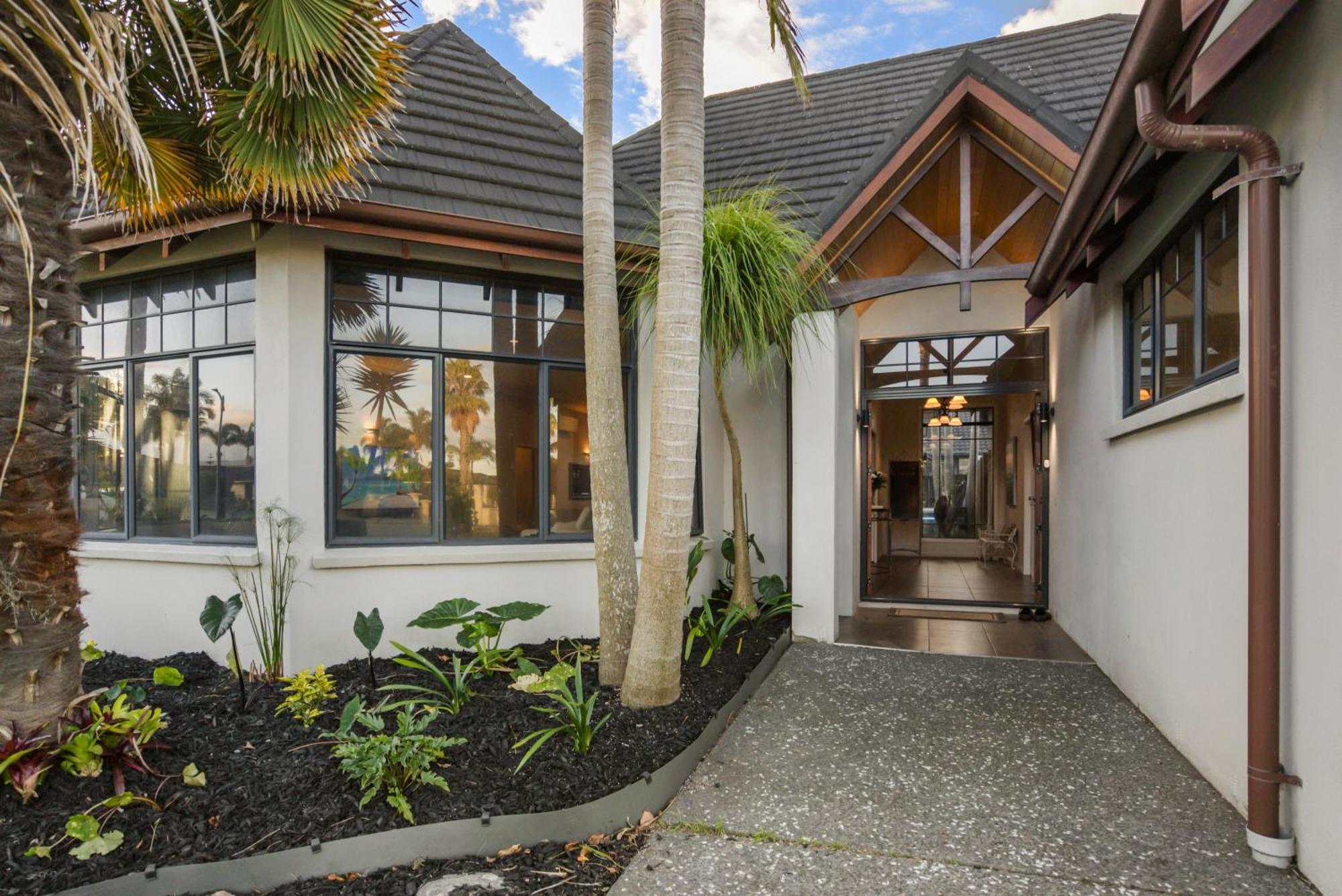 Palm Paradise With Spa Tauranga Buitenkant foto