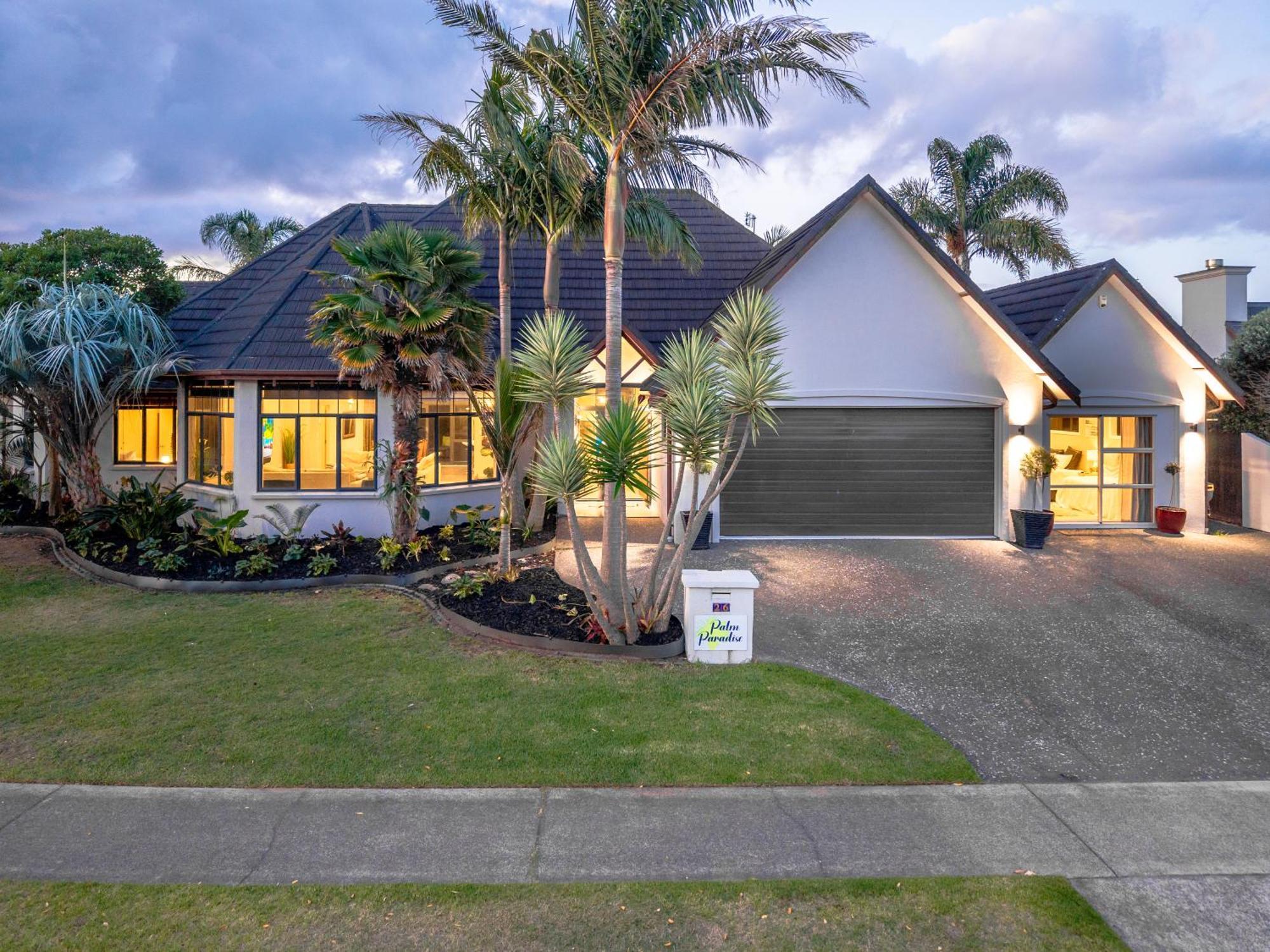 Palm Paradise With Spa Tauranga Buitenkant foto